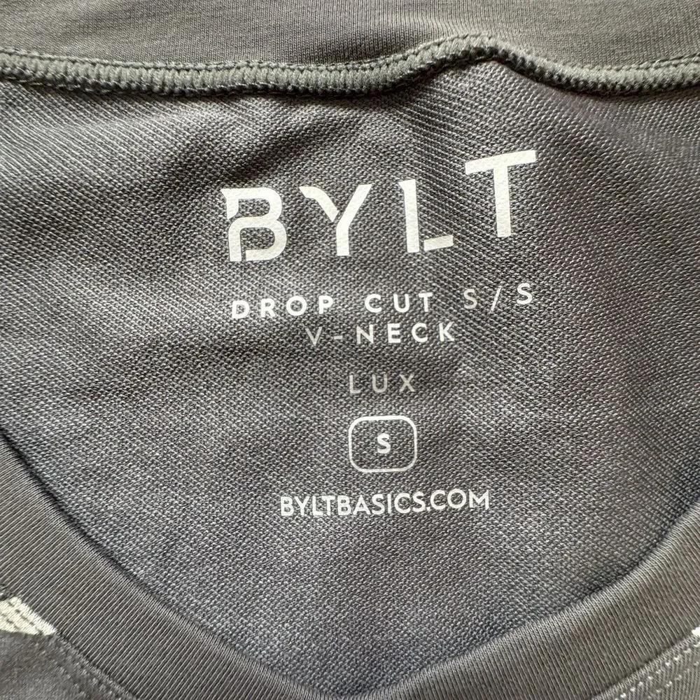 Bylt Grey Drop Cut Short Sleeve V-Neck‎ T-Shirt Men's Size S